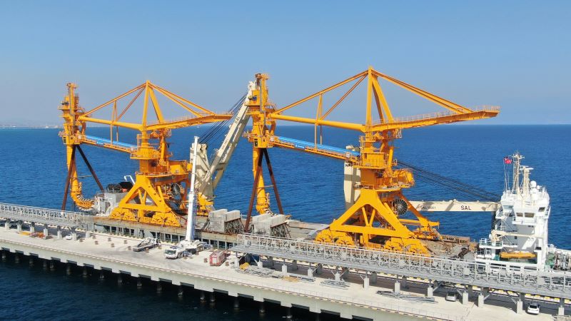 2023年土耳其卸船機頂升、復位搶修項目(圖2)